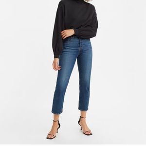 Levi’s Wedgie Straight Fit Jeans Button Fly Women’s Size 30